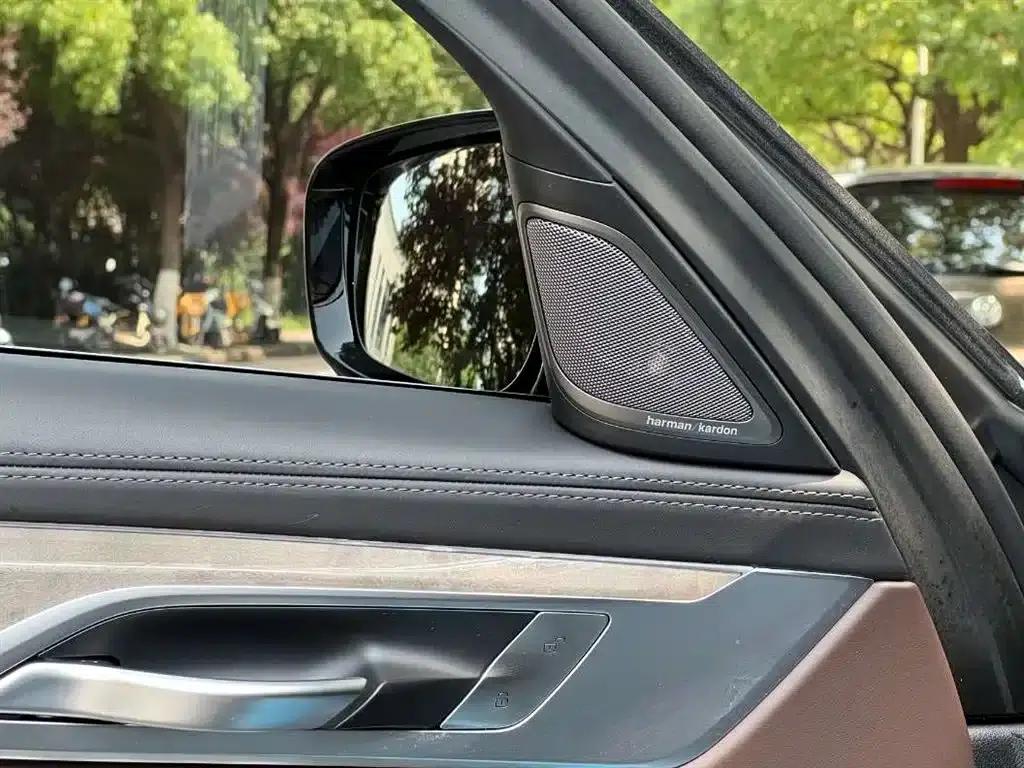 2019 BMW 7 Series Facelift 740Li Leading Luxury Package — миниатюра 20