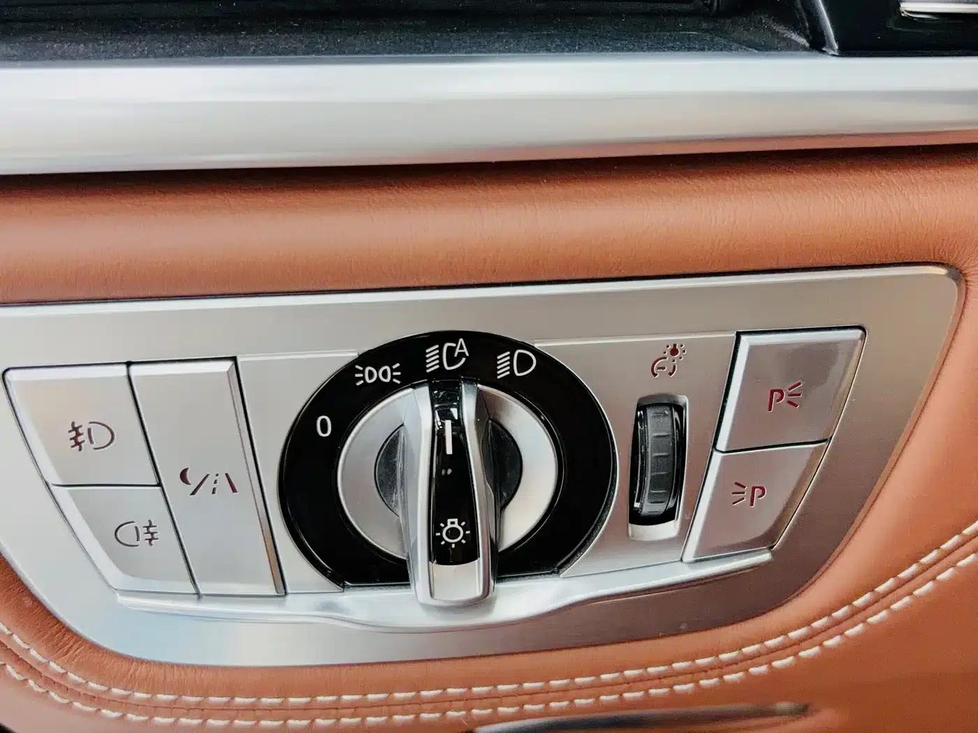 2017 BMW 7 Series 750Li xDrive Individual Edition (5-seater) — миниатюра 13