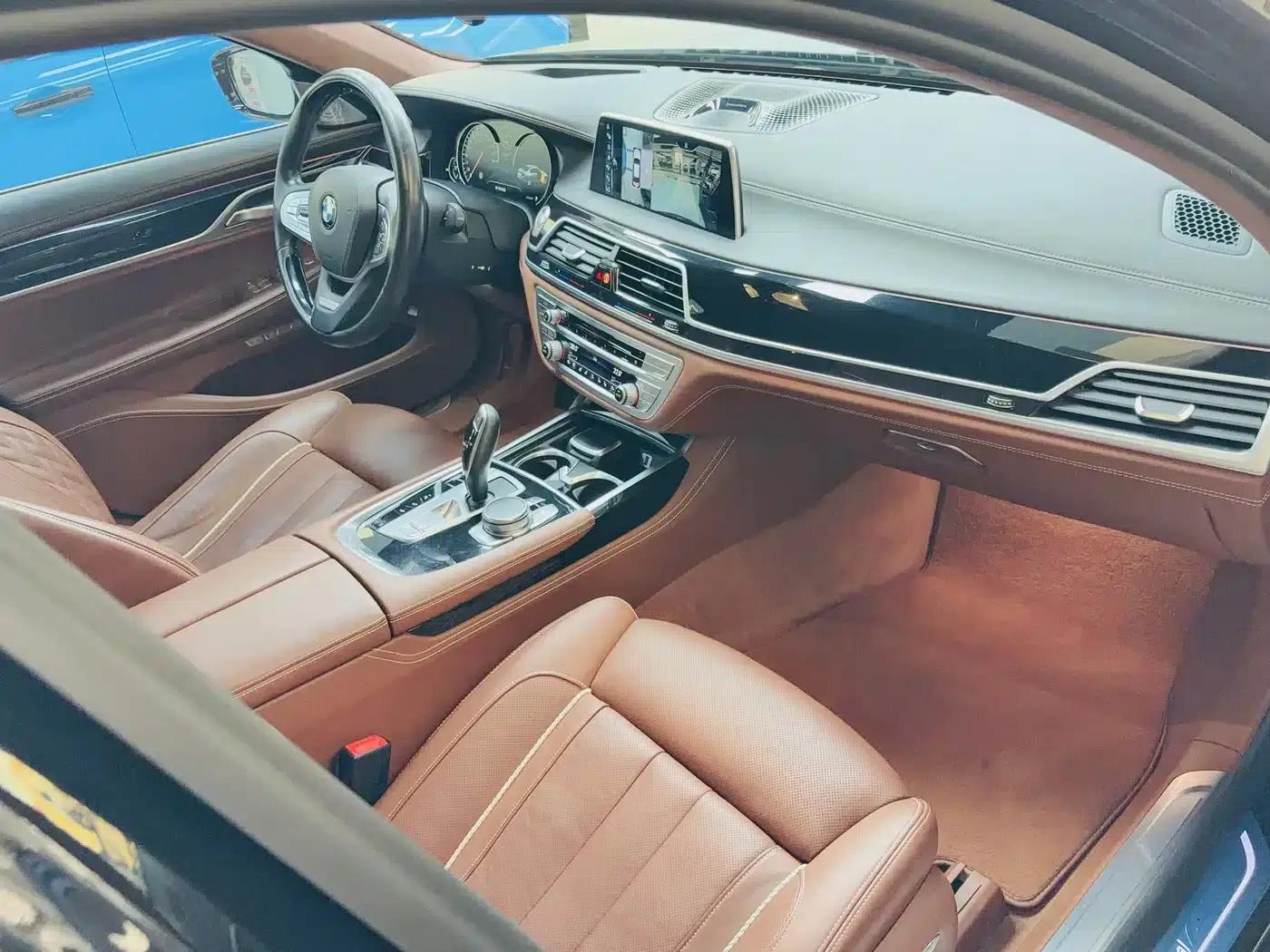 2017 BMW 7 Series 750Li xDrive Individual Edition (5-seater) — миниатюра 16
