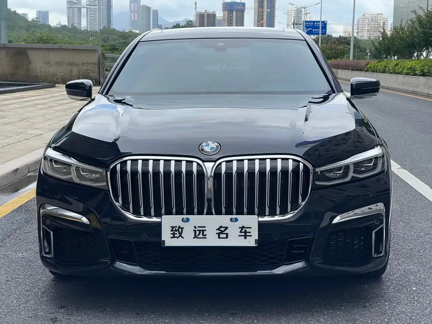 2019 BMW 7 Series Facelift 730Li M Sport Package — миниатюра 2