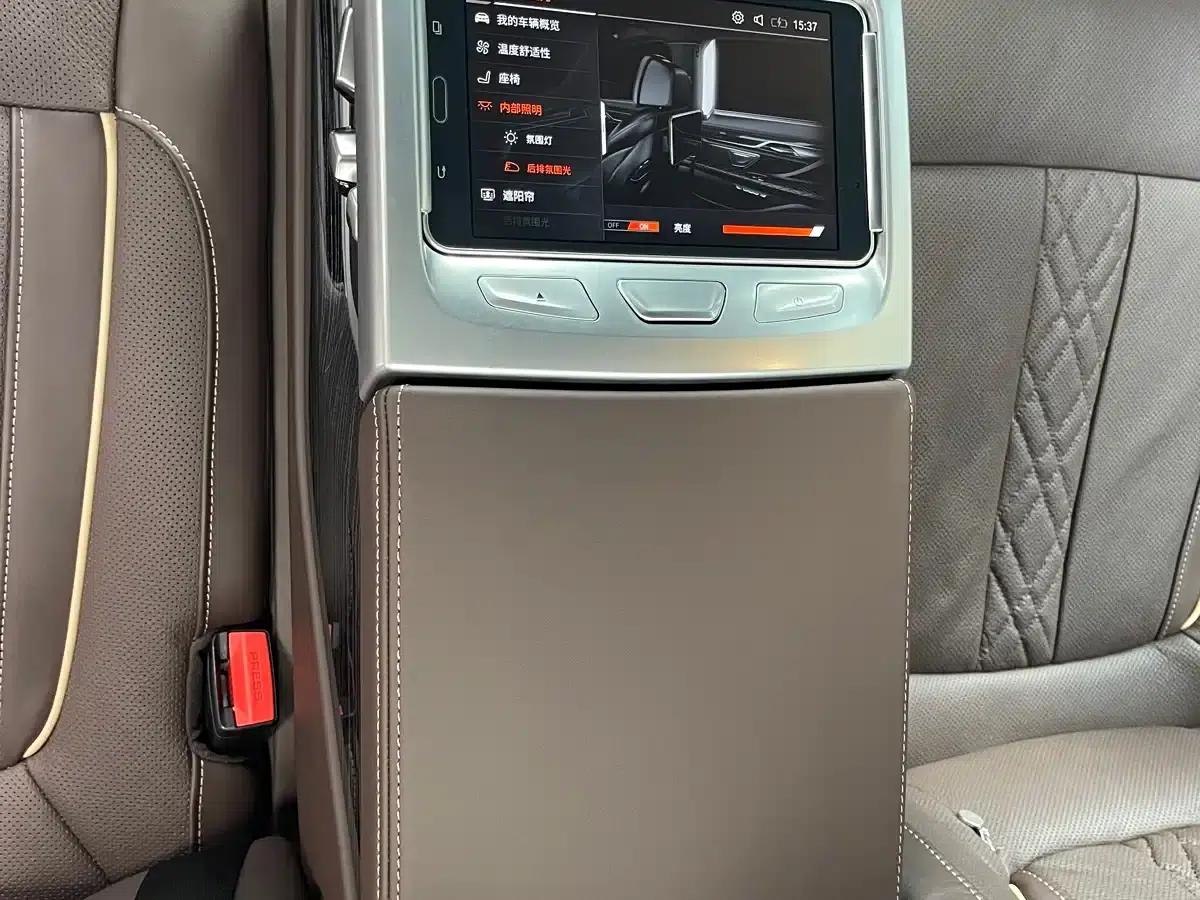 2019 BMW 7 Series Facelift 730Li M Sport Package — миниатюра 13