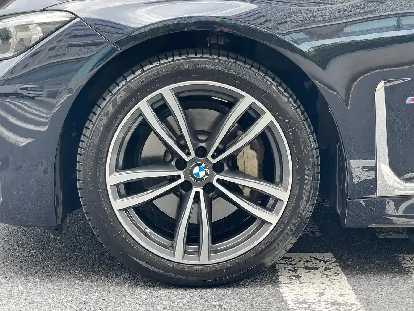 2019 BMW 7 Series Facelift 730Li M Sport Package — миниатюра 26