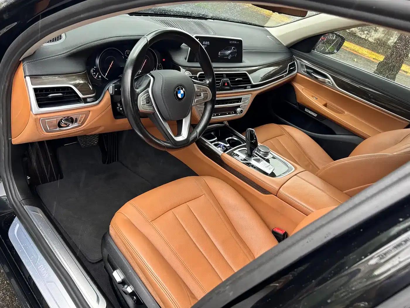 2016 BMW 7 Series 730Li Leading Edition — миниатюра 6
