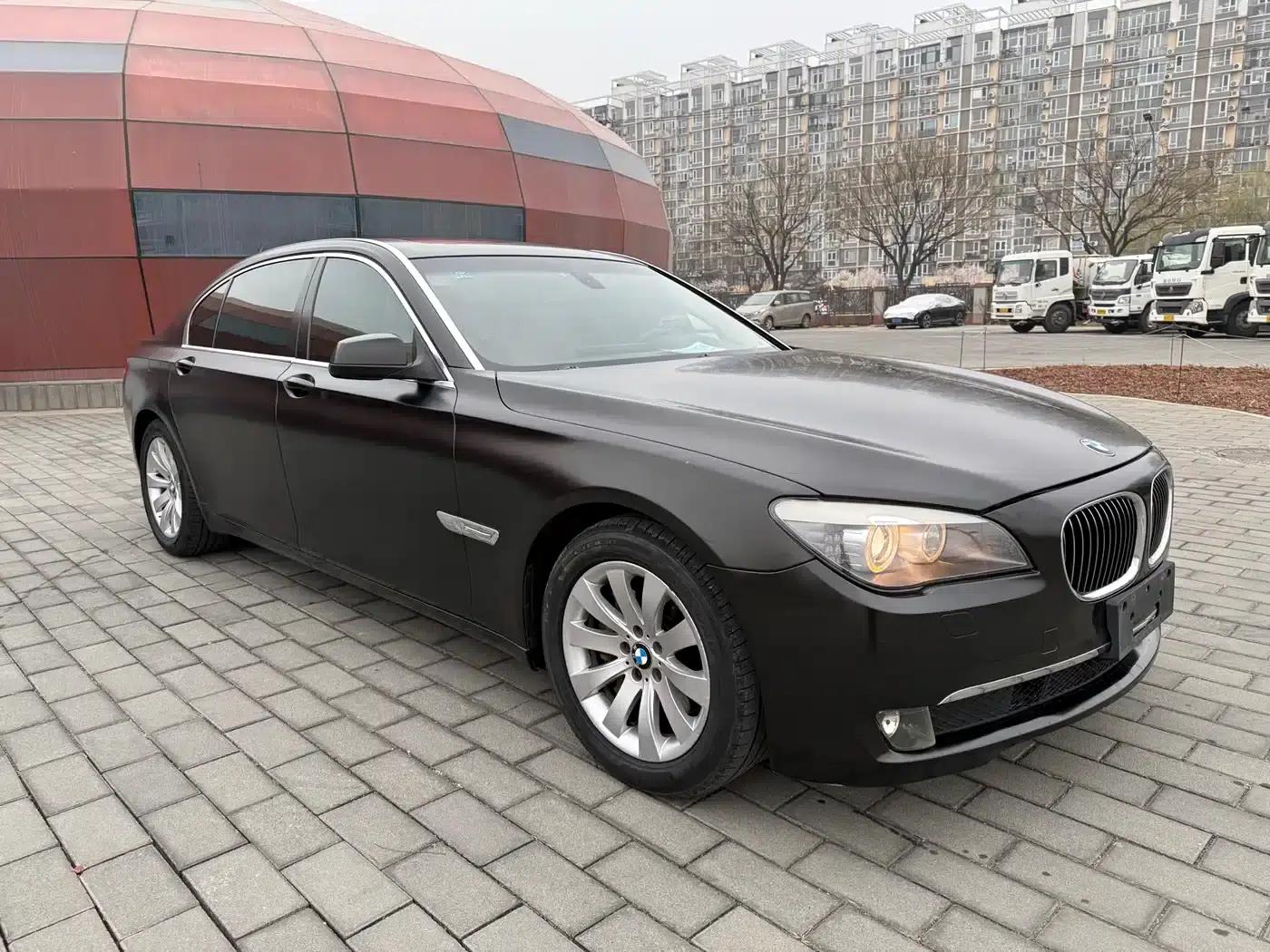 BMW 7 Series 2009 740Li Luxury — миниатюра 3