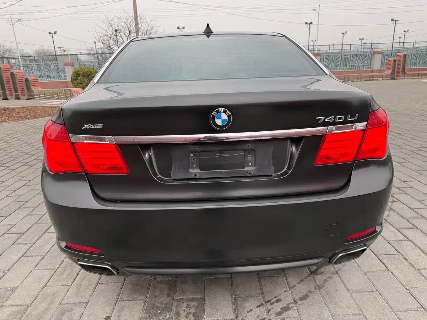 BMW 7 Series 2009 740Li Luxury — миниатюра 5