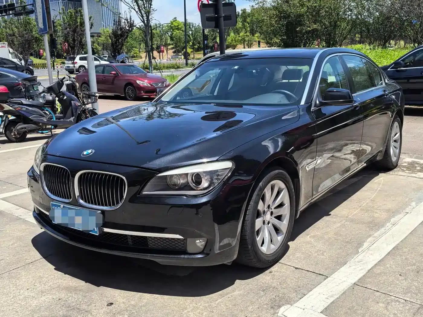 2011 BMW 7 Series 740Li Steinway Limited Edition — миниатюра 1