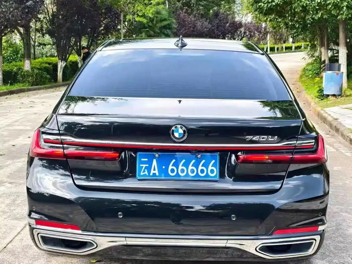 2019 BMW 7 Series 740Li Leading Luxury Package — миниатюра 8