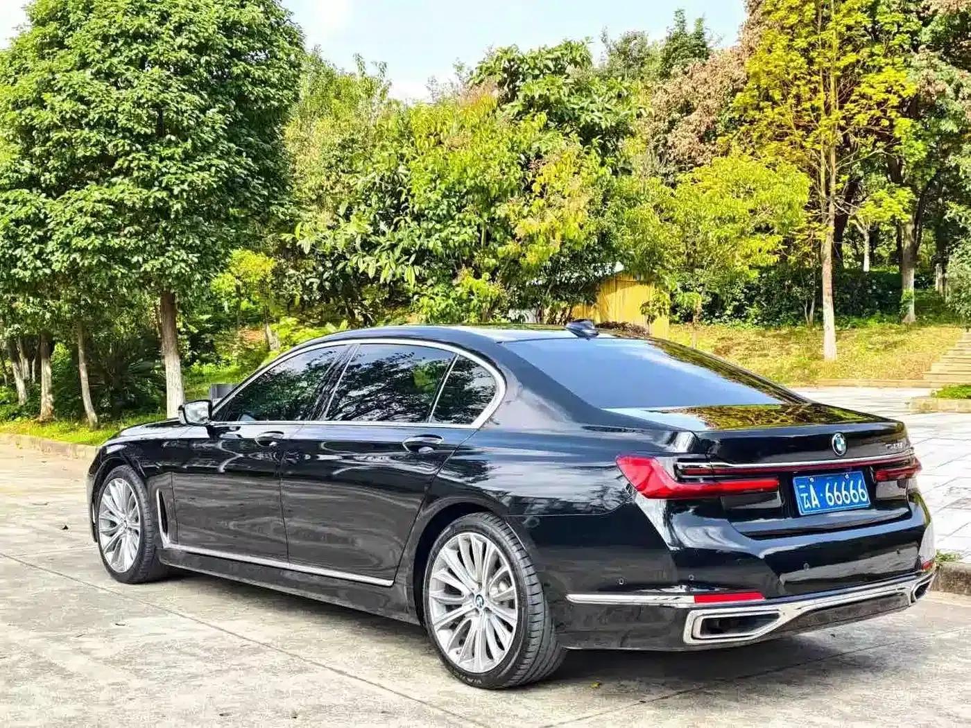 2019 BMW 7 Series 740Li Leading Luxury Package — миниатюра 9