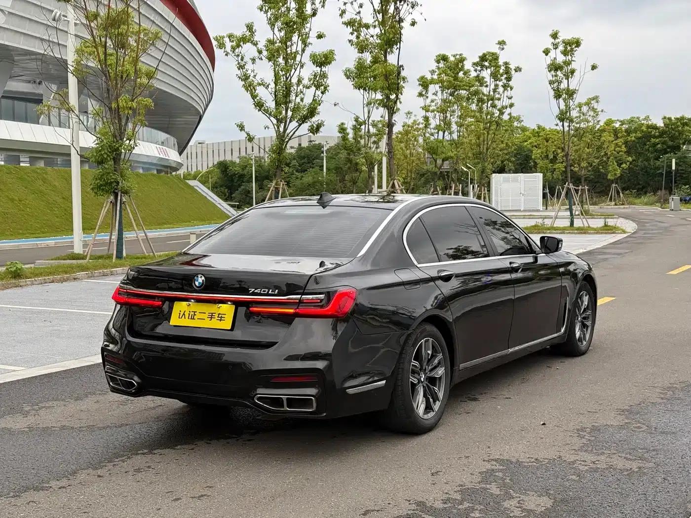 BMW 7 Series 2013 730Li Leading Edition — миниатюра 7