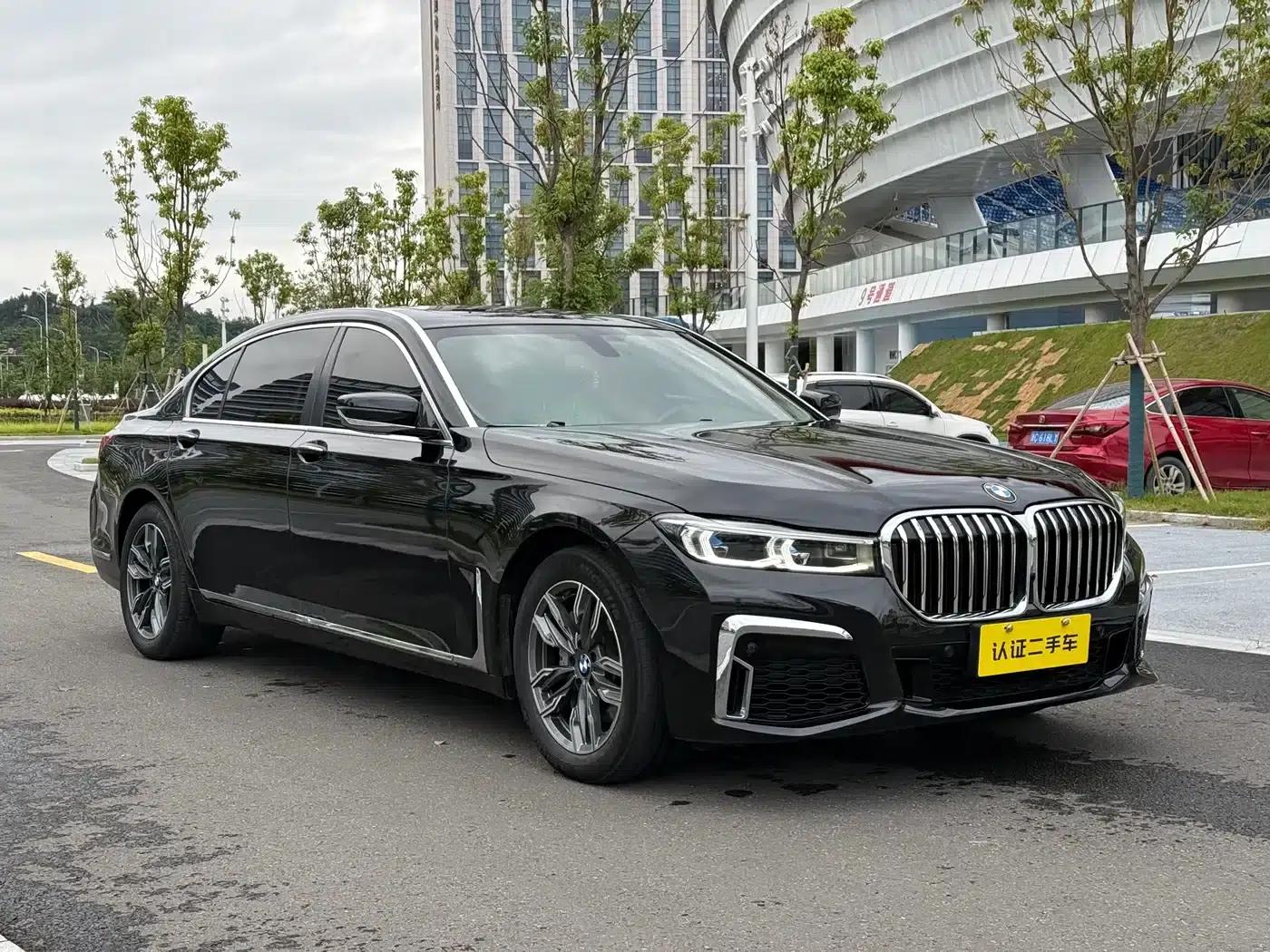 BMW 7 Series 2013 730Li Leading Edition — миниатюра 9