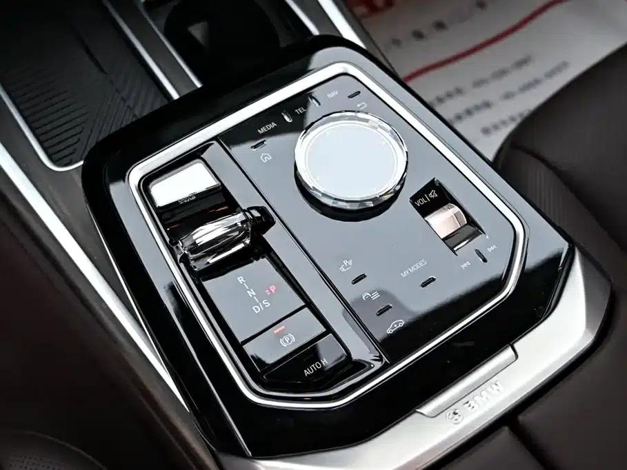 2023 BMW 7 Series 735Li Luxury Package — миниатюра 17
