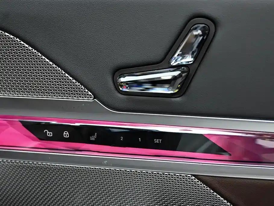 2023 BMW 7 Series 735Li Luxury Package — миниатюра 31