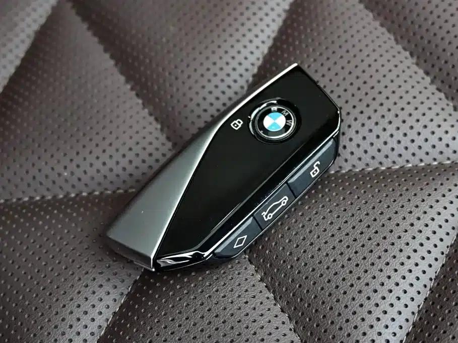 2023 BMW 7 Series 735Li Luxury Package — миниатюра 37