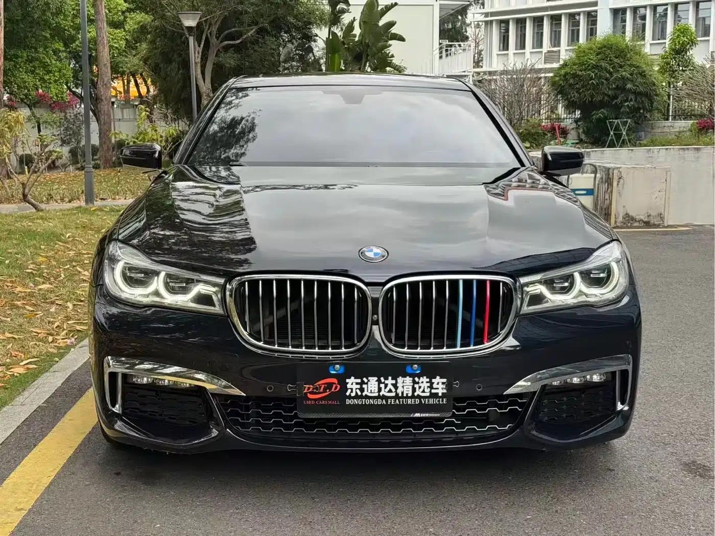 2018 BMW 7 Series 730Li Luxury M Sport Package — миниатюра 4