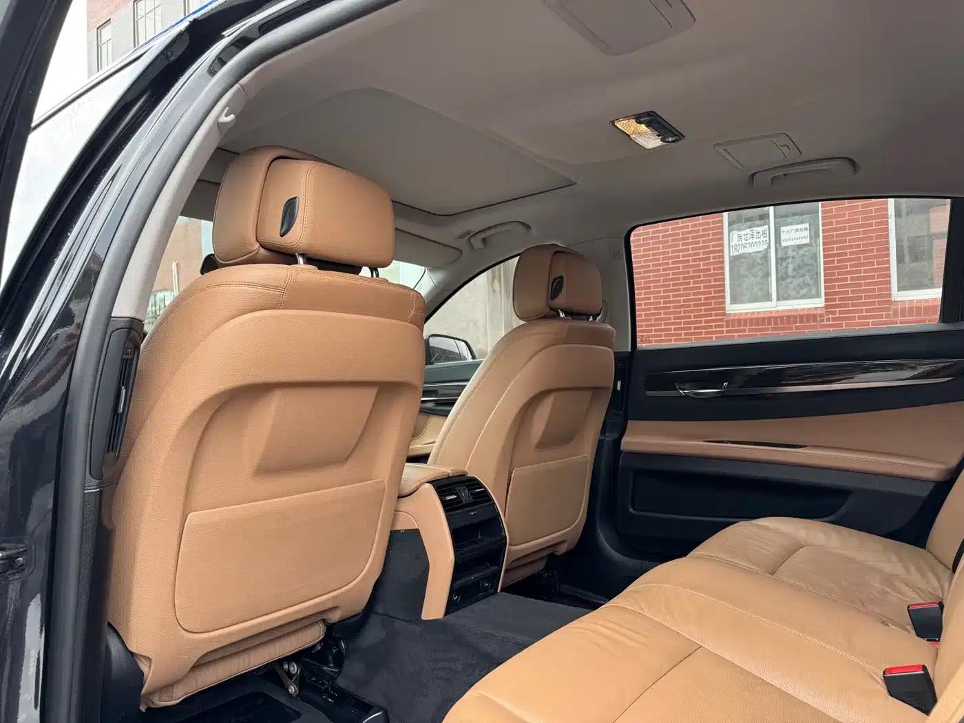 BMW 7 Series 2014 730Li Luxury Edition — миниатюра 5