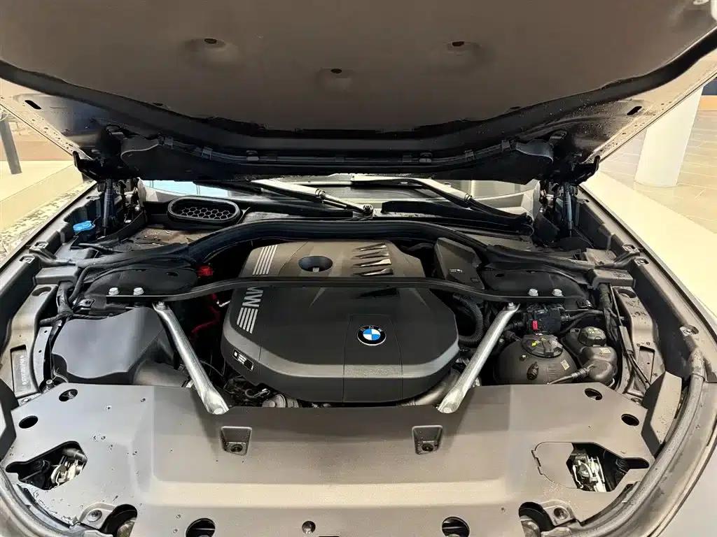 2023 BMW 7 Series 740Li Luxury M Sport Package — миниатюра 8
