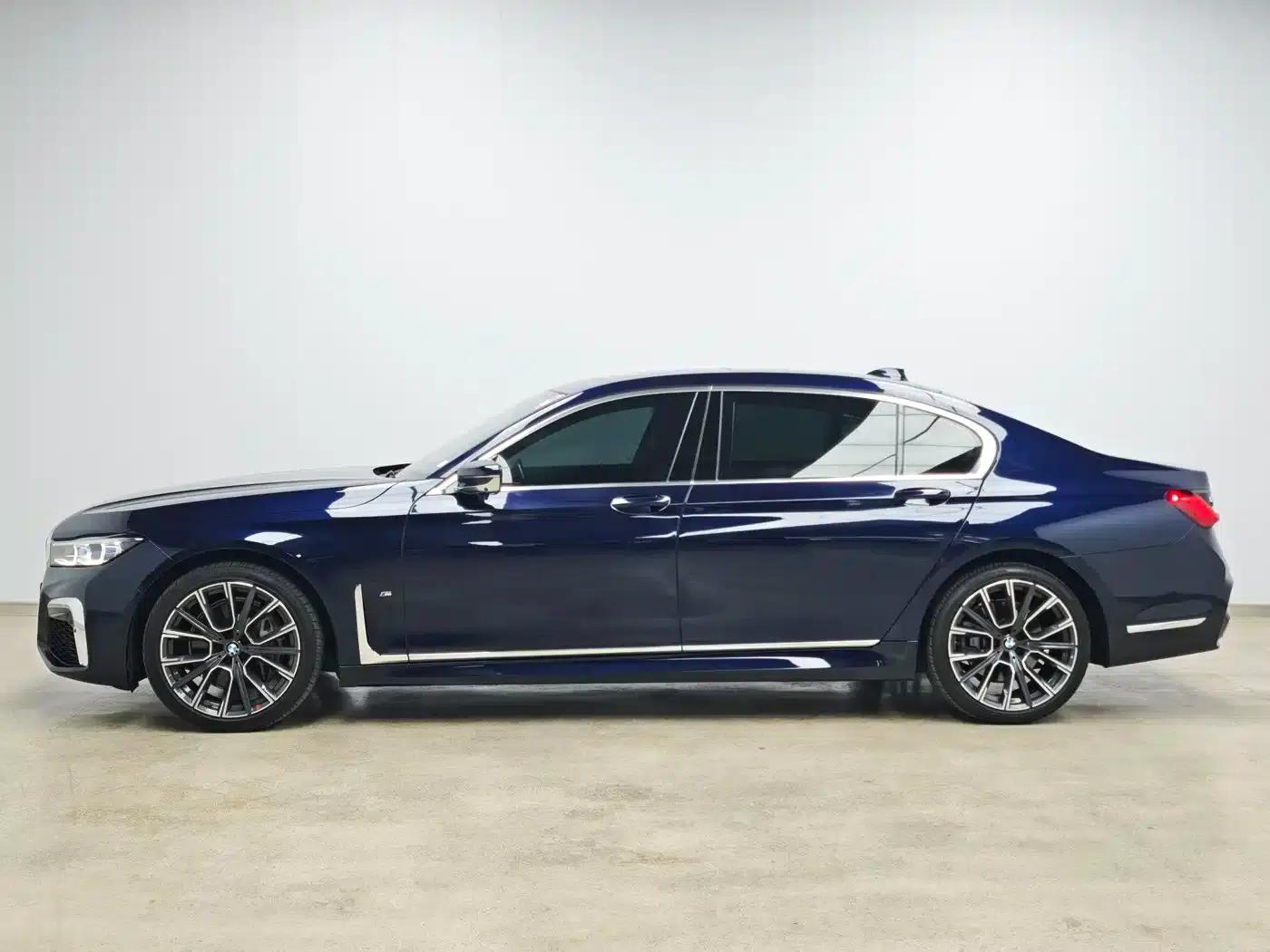 2019 BMW 7 Series 740Li xDrive Executive M Sport Package — миниатюра 3