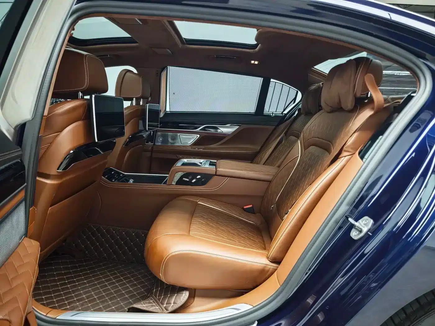 2019 BMW 7 Series 740Li xDrive Executive M Sport Package — миниатюра 7