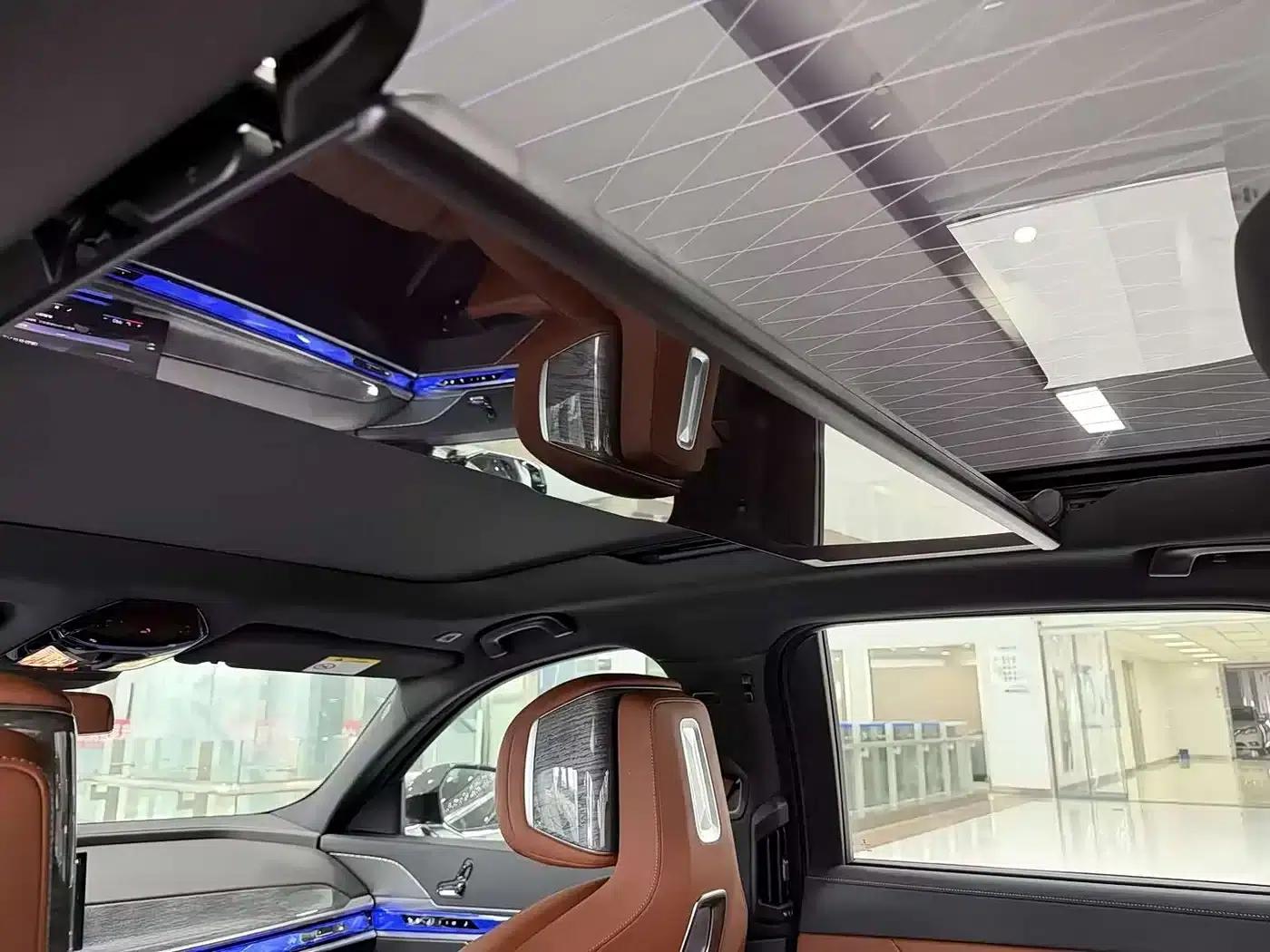 2023 BMW 7 Series 740Li Luxury M Sport Package — миниатюра 21