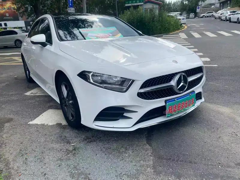 2022 Mercedes-Benz A-Class A 180 L — миниатюра 3