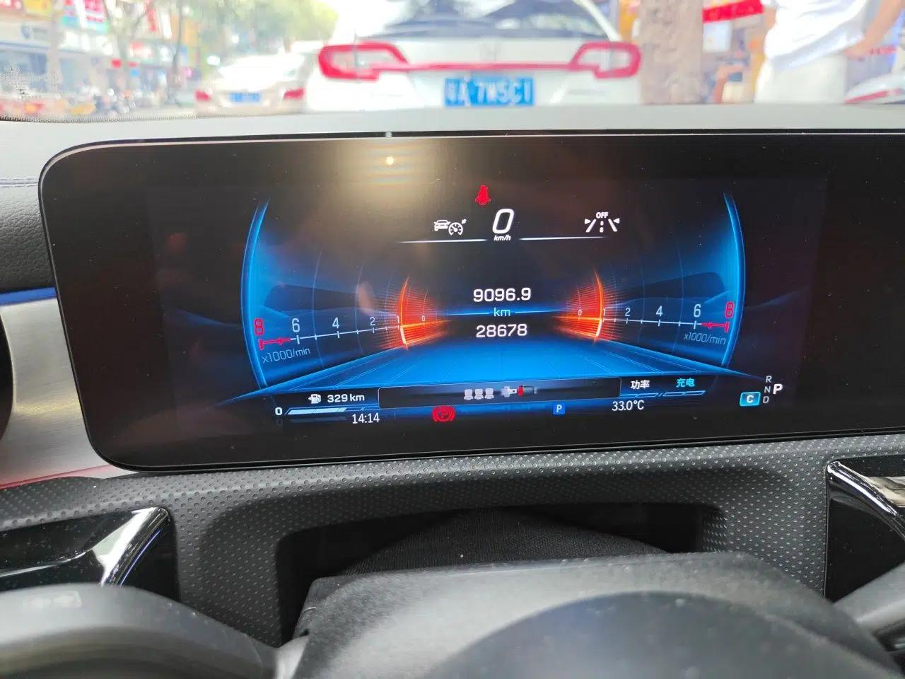 Mercedes-Benz A AMG 2024 AMG A 35 L 4MATIC — миниатюра 12