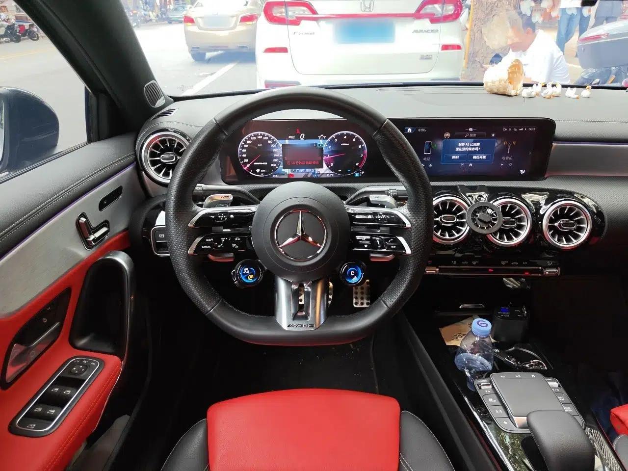 Mercedes-Benz A AMG 2024 AMG A 35 L 4MATIC — миниатюра 10