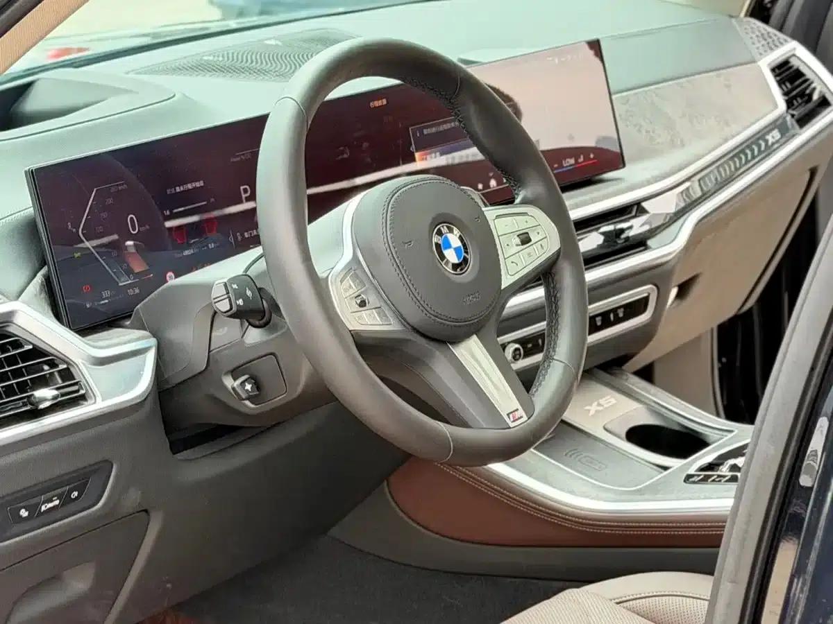 BMW X5 2023 xDrive 30Li Luxury M Sport Package — миниатюра 7