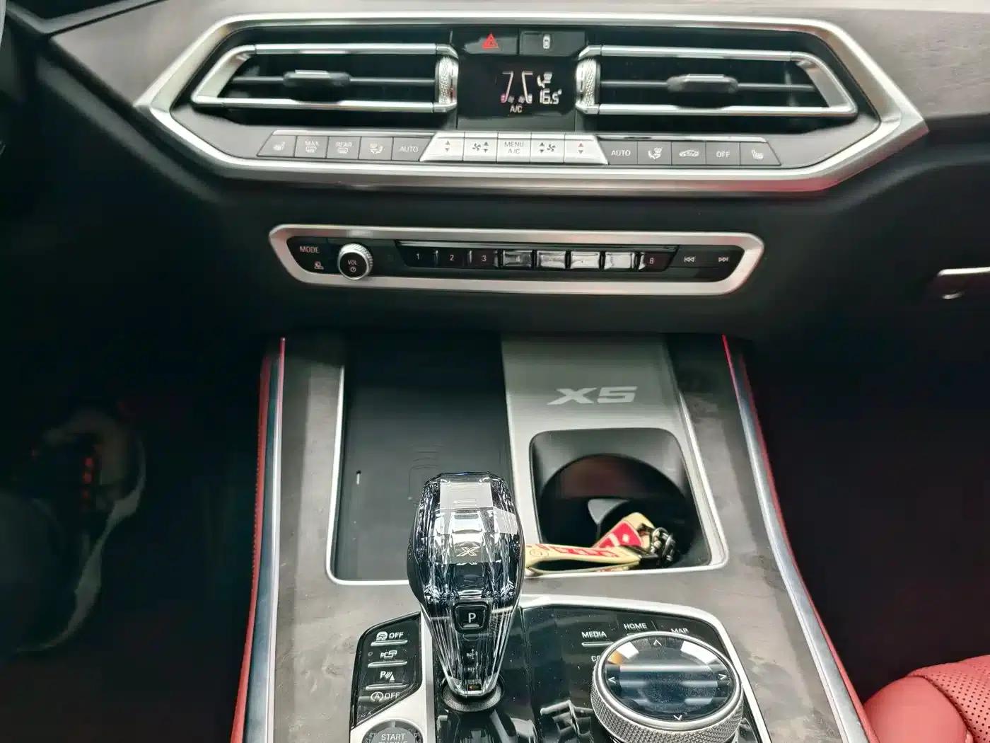 BMW X5 2022 xDrive 30Li Luxury M Sport Package — миниатюра 20