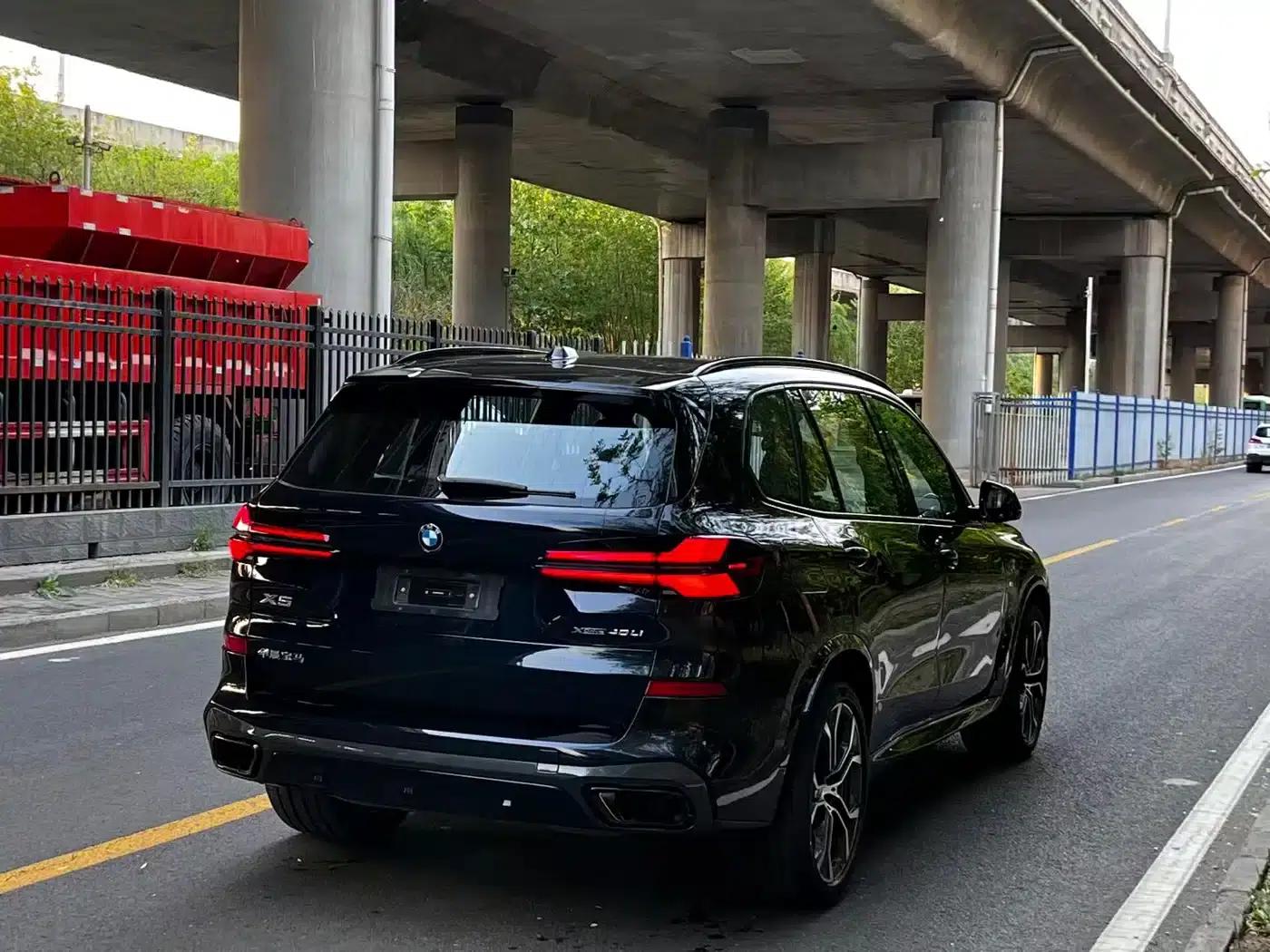 2026 BMW X5 xDrive 40Li M Sport Shadow Edition — миниатюра 9