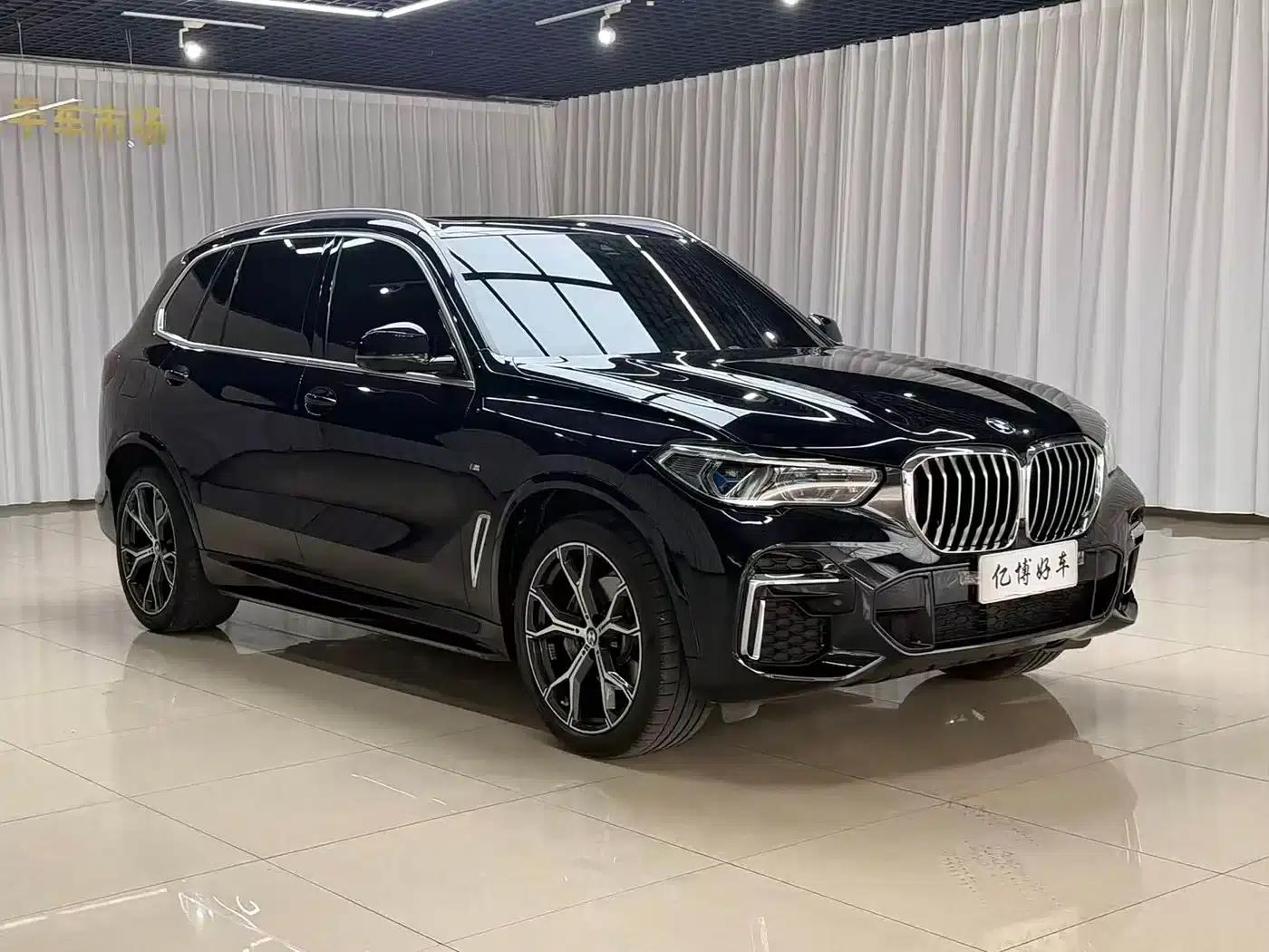 BMW X5 2022 xDrive 40Li Luxury M Sport Package — миниатюра 3