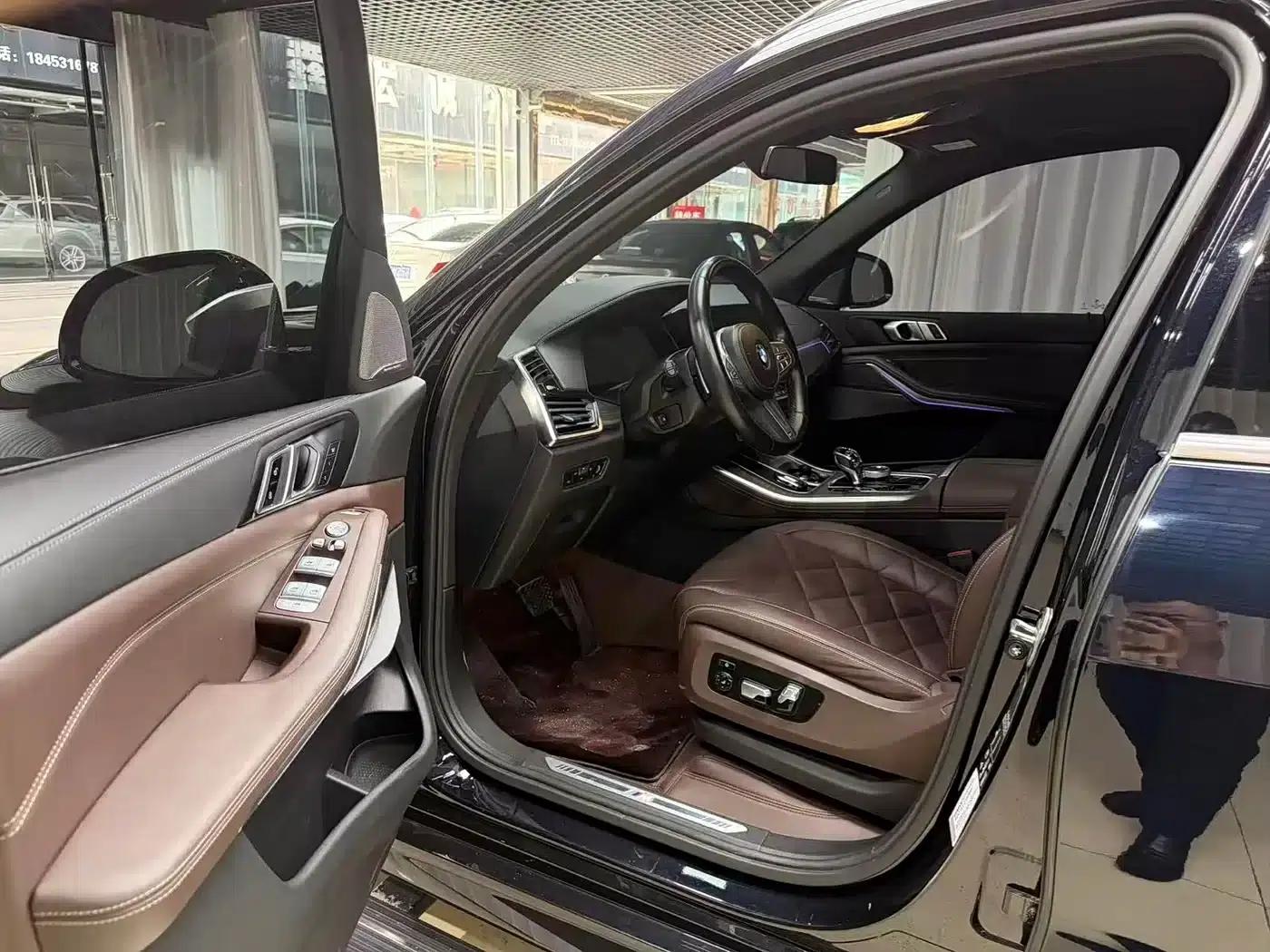 BMW X5 2022 xDrive 40Li Luxury M Sport Package — миниатюра 4