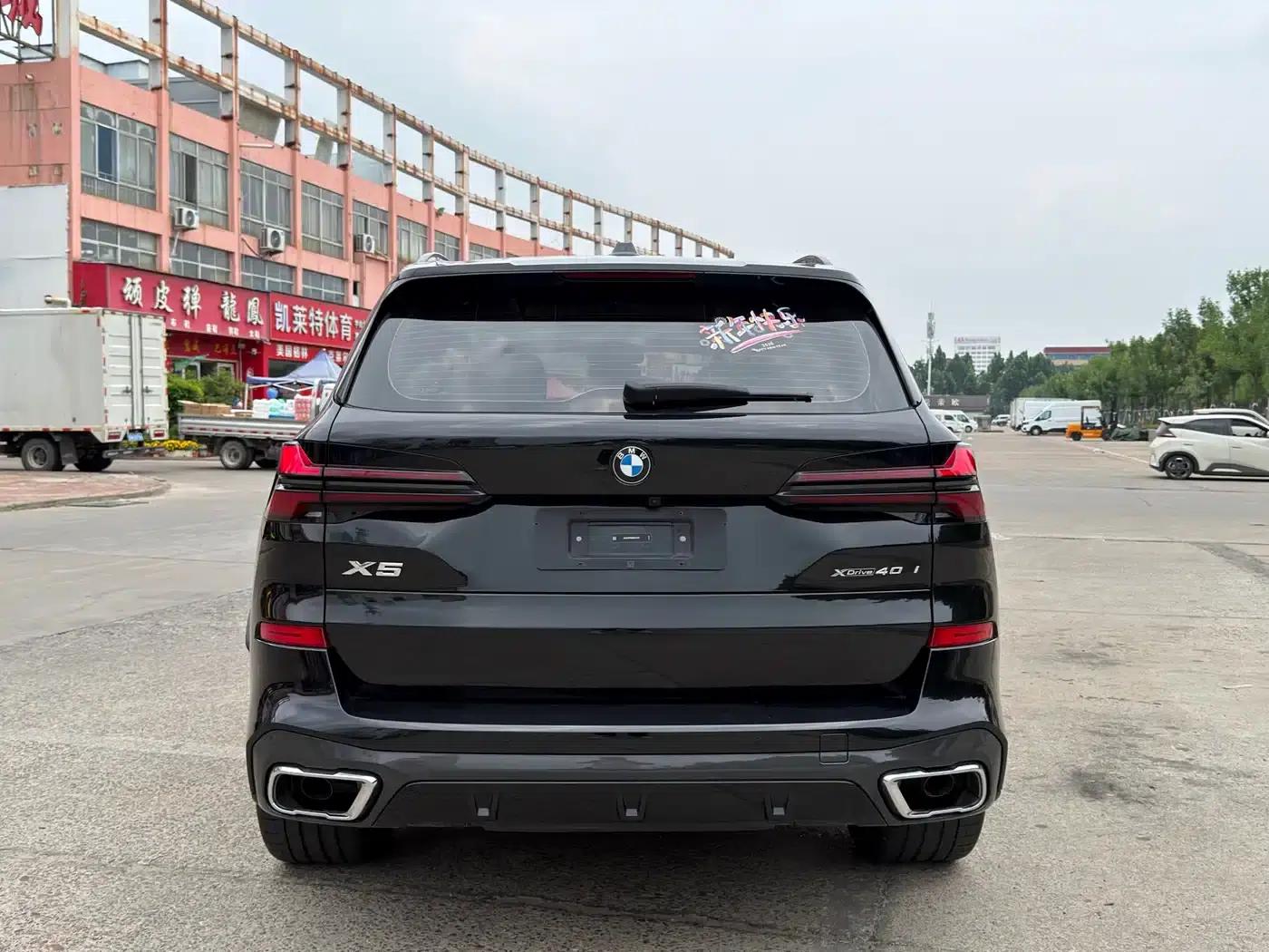 BMW X5 2023 xDrive 30Li M Sport Shadow Edition — миниатюра 16