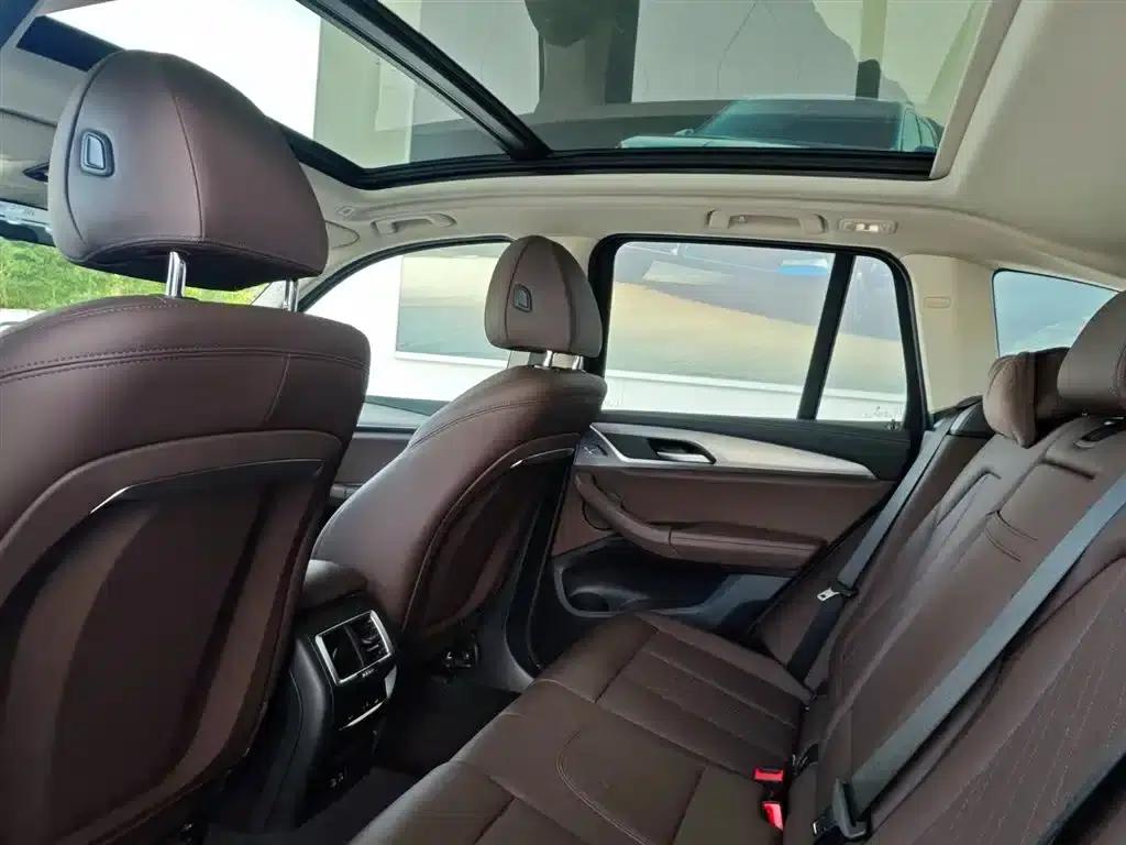 BMW X5 2023 xDrive 30Li M Sport Shadow Edition — миниатюра 9