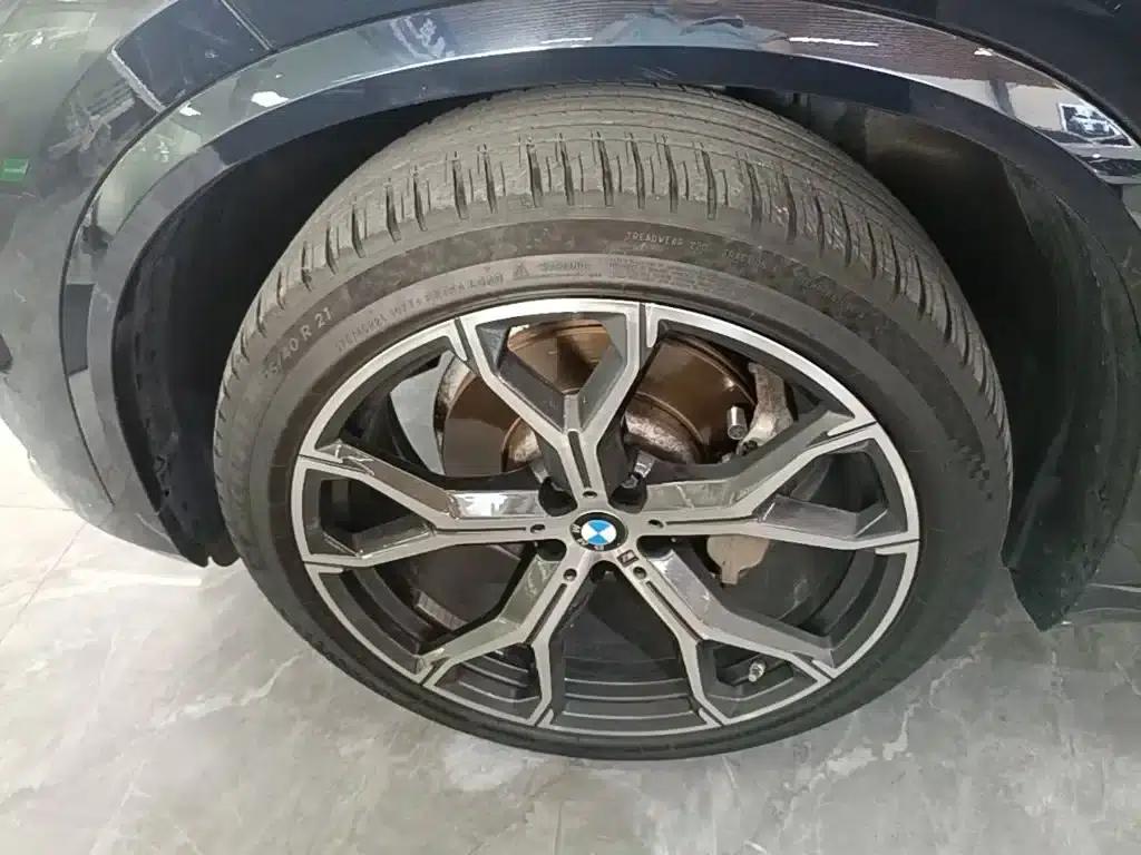 BMW X5 2022 Facelift xDrive 30Li M Sport Package — миниатюра 23