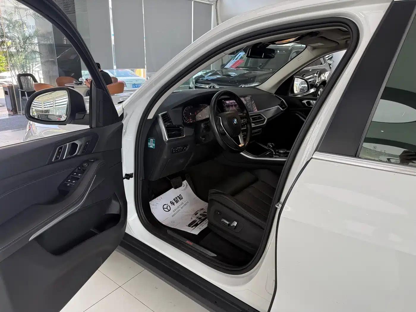 2019 BMW X5 xDrive40i M Sport Package (Imported) — миниатюра 5