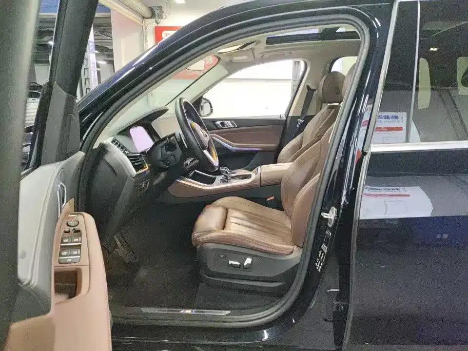 2021 BMW X5 xDrive30i M Sport Package (Imported) — миниатюра 4