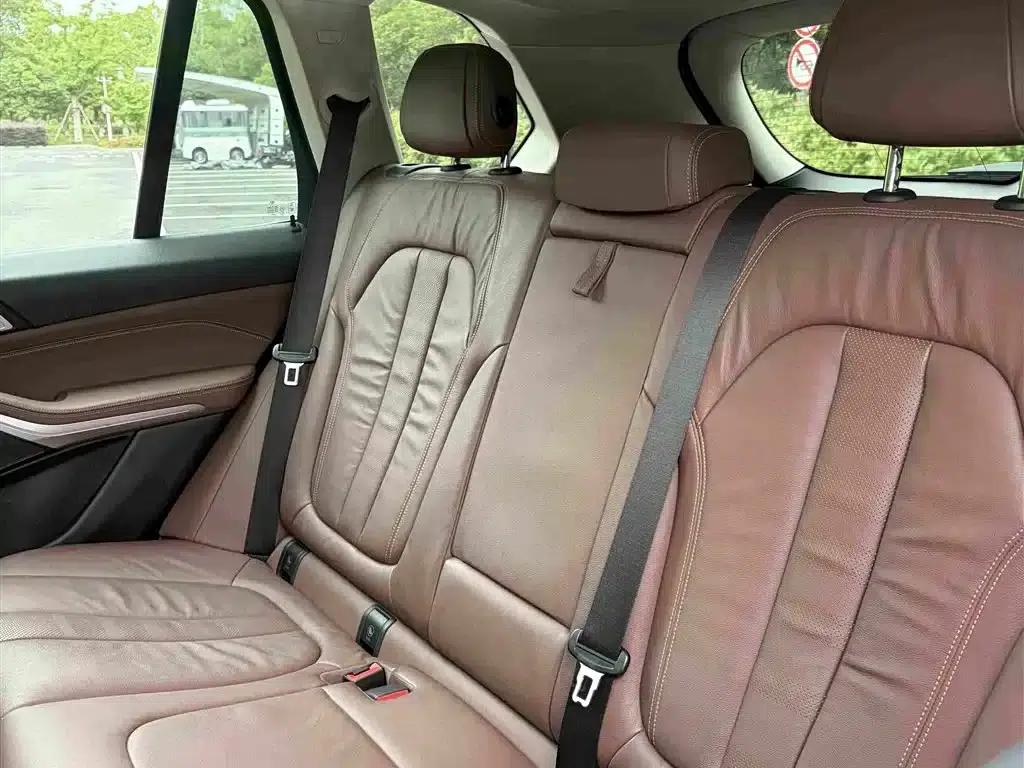 2019 BMW X5 xDrive40i M Sport Package (Imported) — миниатюра 19
