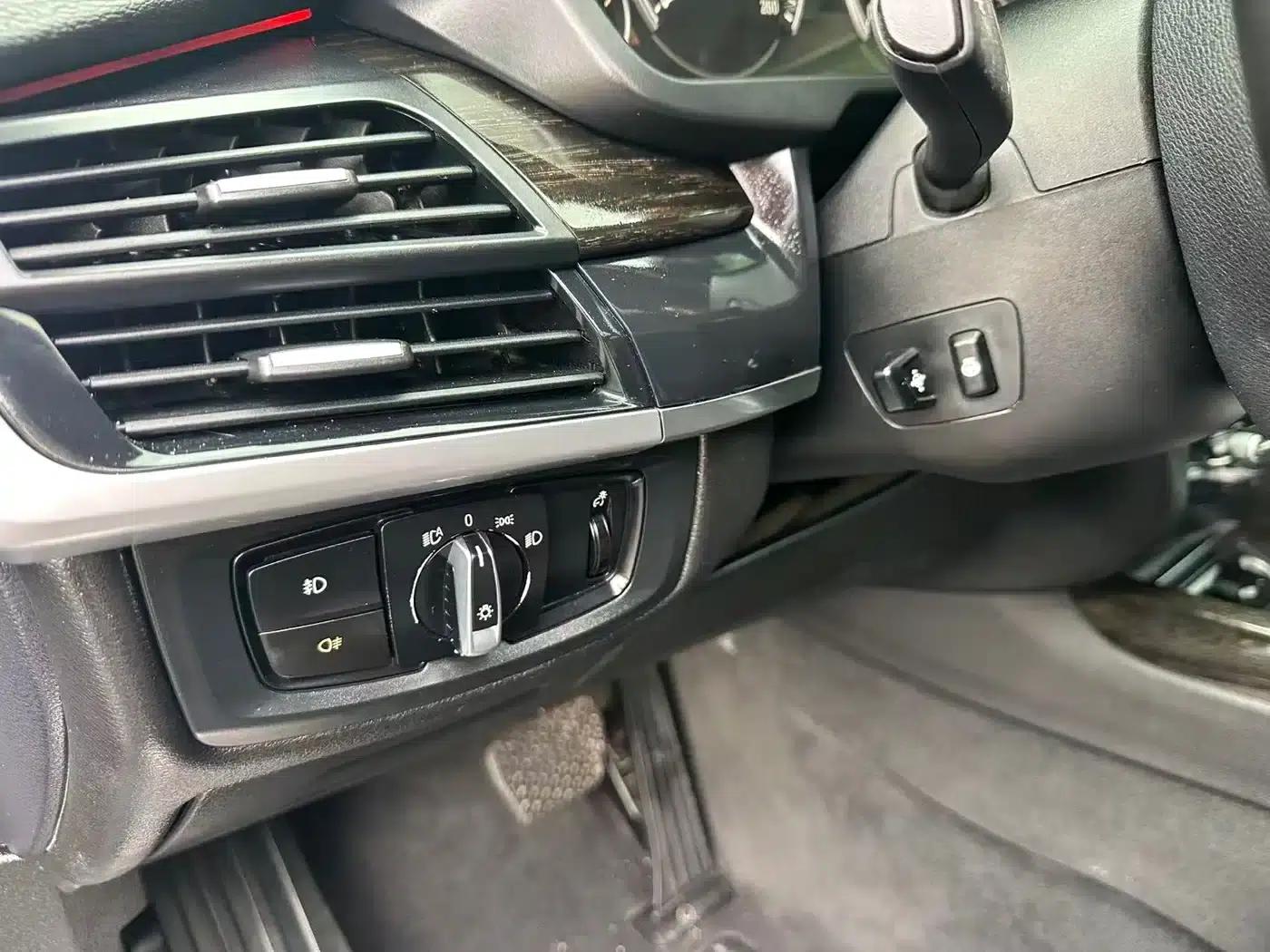 2013 BMW X5 xDrive35i M Sport (Imported) — миниатюра 19