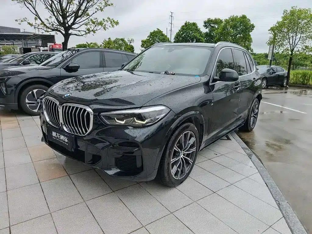 2022 BMW X5 xDrive30i M Sport Package (Imported) — миниатюра 1