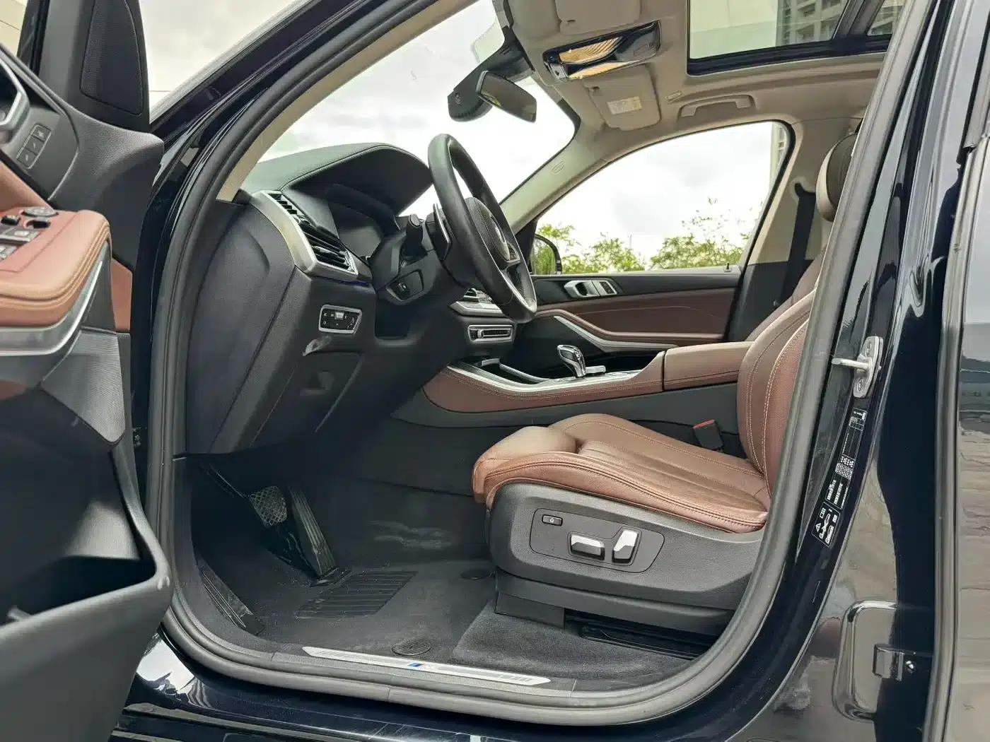 2021 BMW X5 xDrive30i M Sport Package (Imported) — миниатюра 4