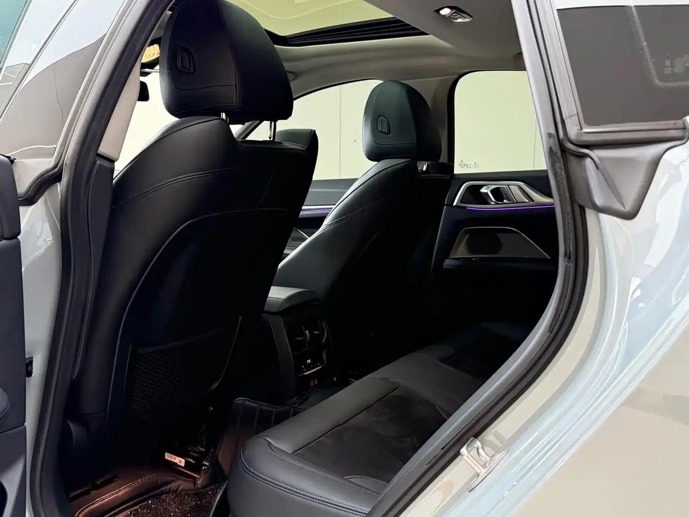 2022 BMW 4 Series 425i Gran Coupe M Sport Package — миниатюра 5