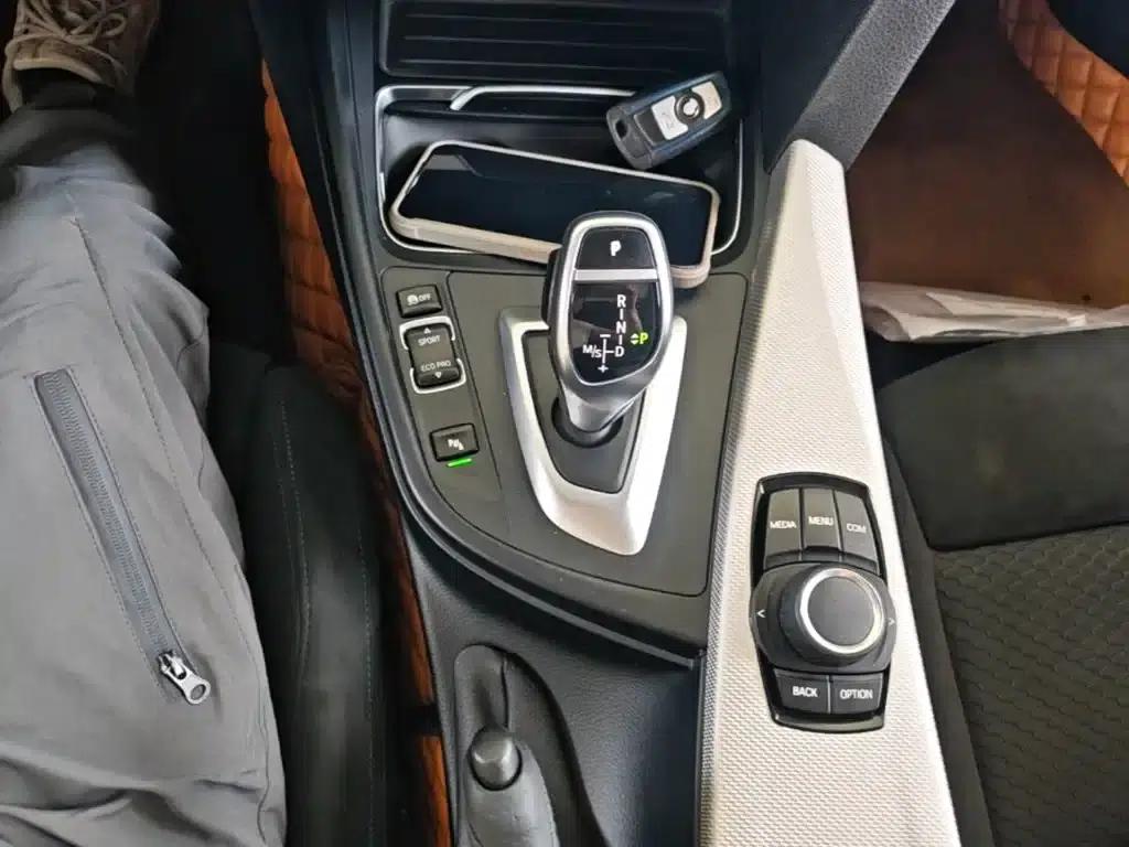 2017 BMW 4 Series 425i Gran Coupe Leading M Sport Package — миниатюра 14