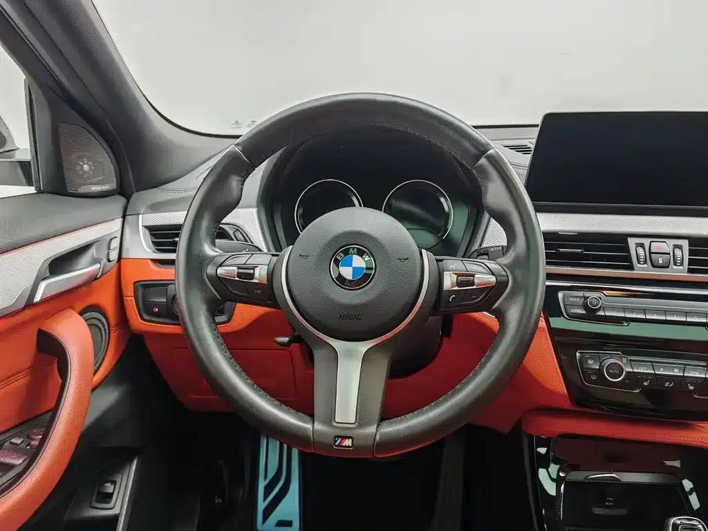 BMW X2 2021 sDrive25i Leading M Sport Package — миниатюра 11