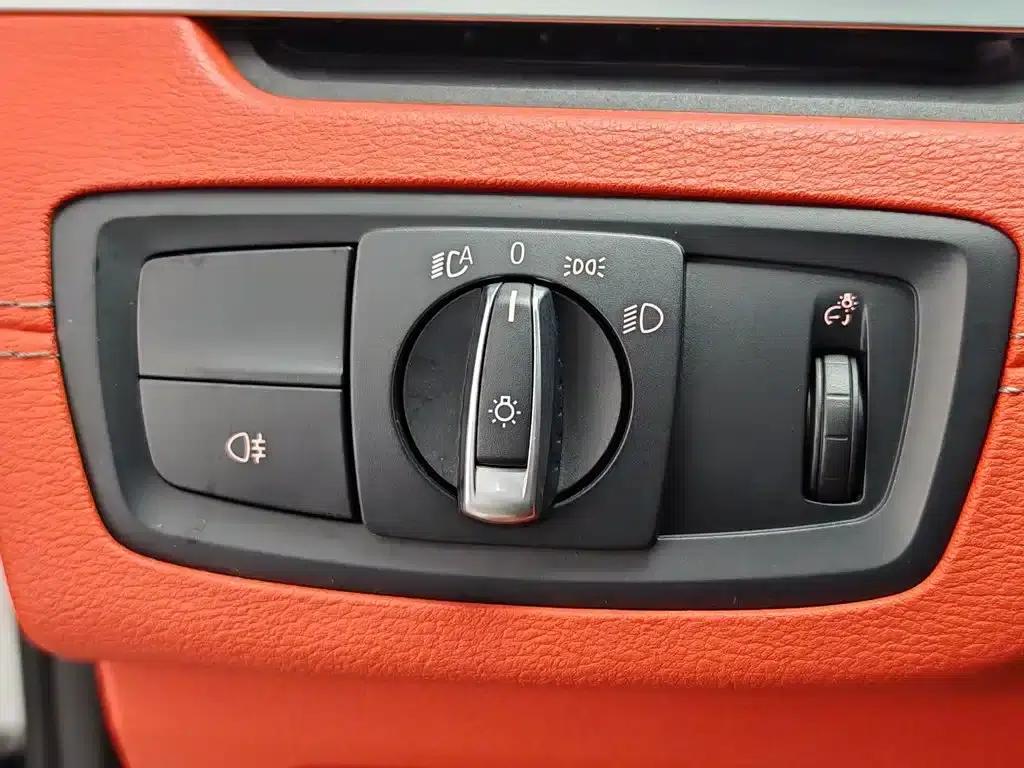 BMW X2 2021 sDrive25i Leading M Sport Package — миниатюра 21