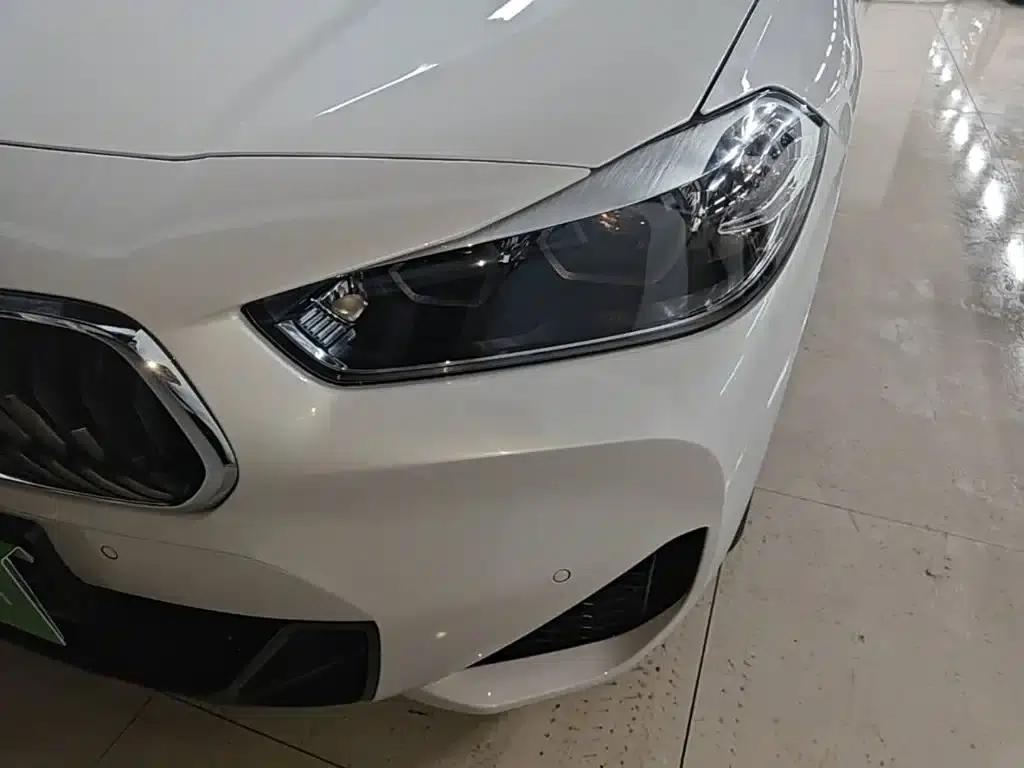 BMW X2 2022 sDrive25i M Sport Package — миниатюра 24