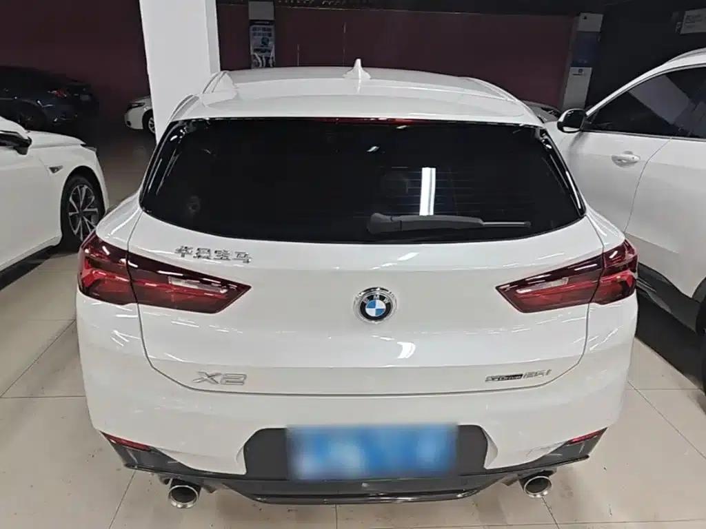 BMW X2 2022 sDrive25i M Sport Package — миниатюра 6