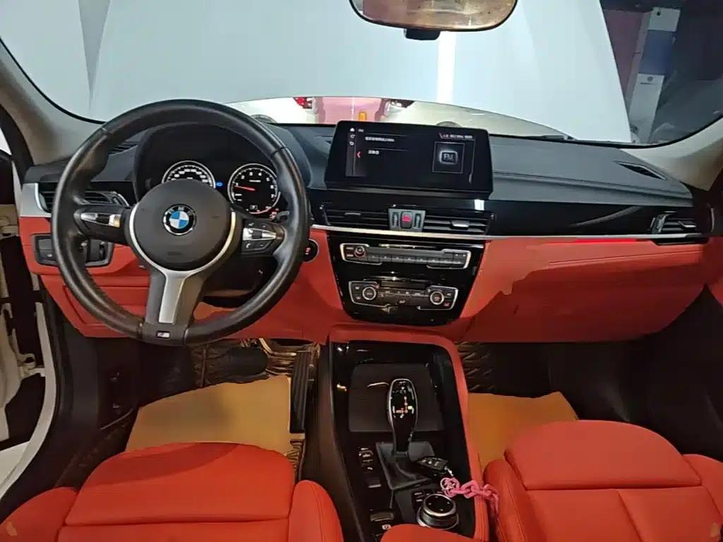 BMW X2 2022 sDrive25i M Sport Package — миниатюра 10