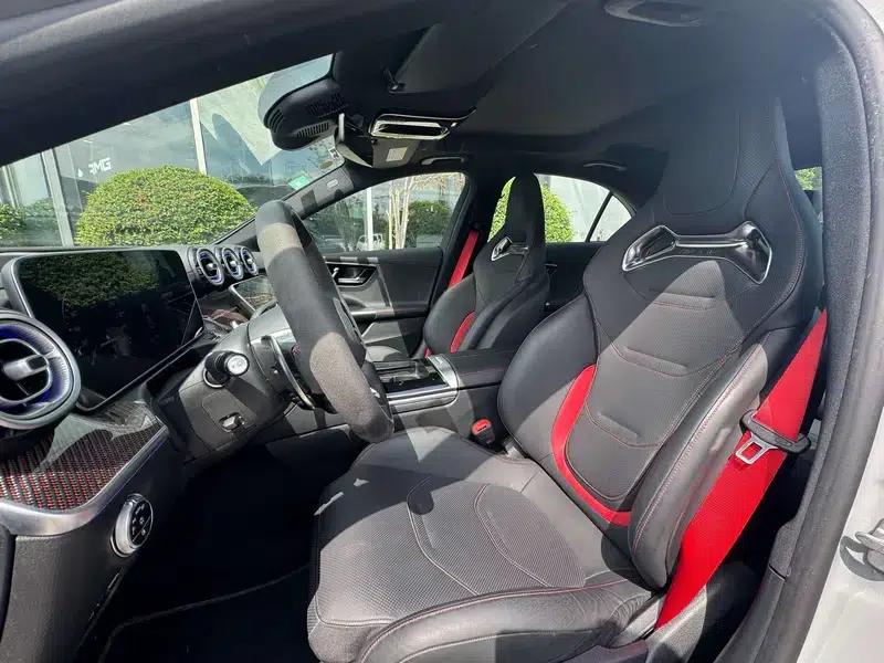 2024 Mercedes-Benz C-Class AMG PHEV AMG C 63 SE Performance F1 Special Edition — миниатюра 18