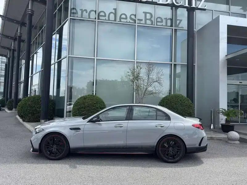 2024 Mercedes-Benz C-Class AMG PHEV AMG C 63 SE Performance F1 Special Edition — миниатюра 4