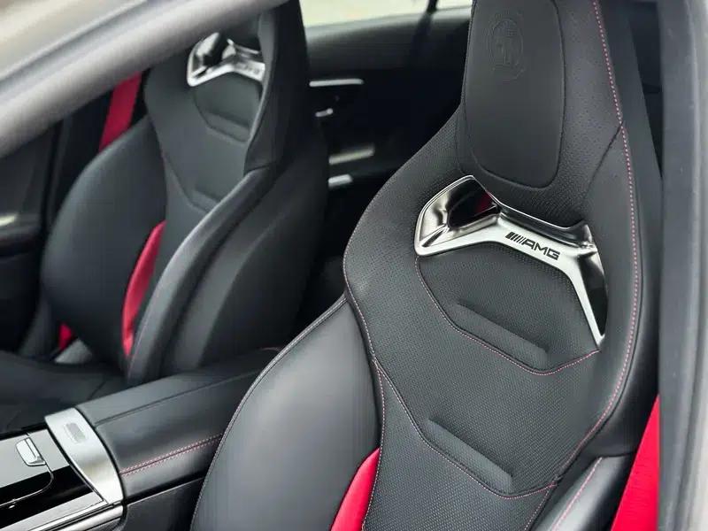2024 Mercedes-Benz C-Class AMG PHEV AMG C 63 SE Performance F1 Special Edition — миниатюра 15